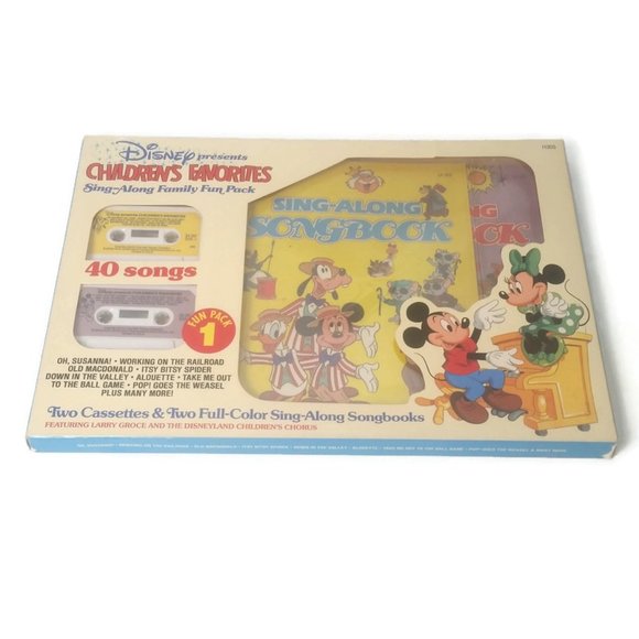 Disney’s Read Along Cassettes & Books Sing Along Songs Family Fun Pack #1 Vtg - Picture 8 of 8